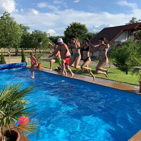 Bor-vendeghaz Gasthuis Kiskoros