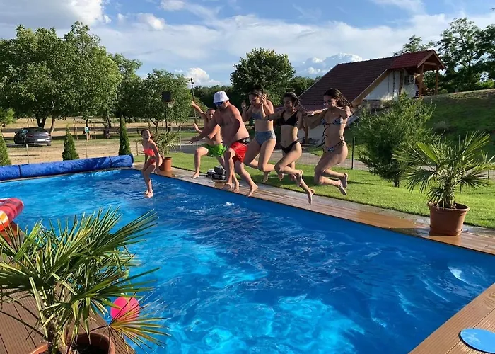Bor-vendégház Pensión Kiskoros